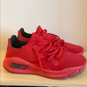 Under Armour Curry 4 Low *Limited Edition* size 10